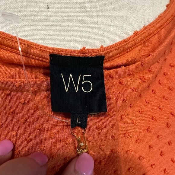 NWT W5 Top  - Picture 2 of 3